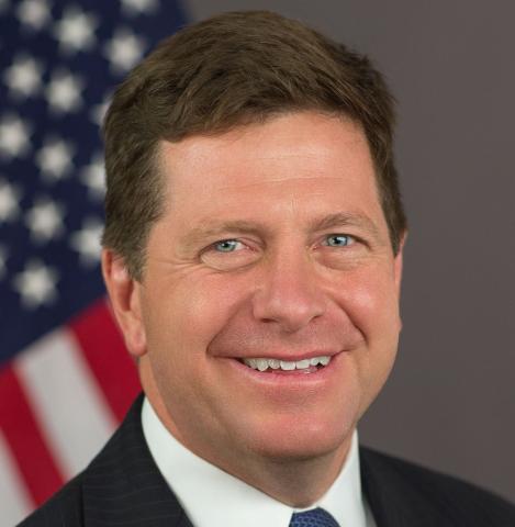 SEC’s Clayton bemoans international anti-graft enforcement