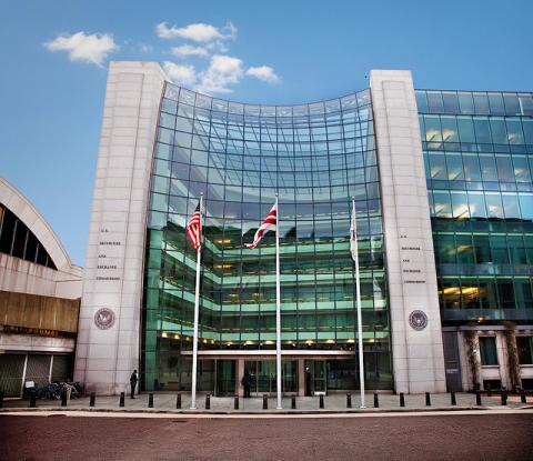 SEC hosts proxy adviser debate as legislation proposed in Senate